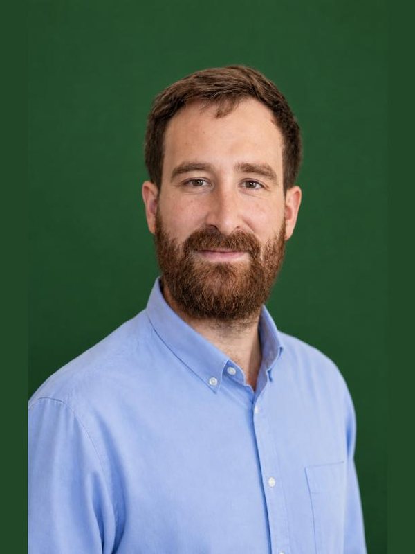 Cédric Dumont de Chassart, Co-fondateur, directeur du contenu